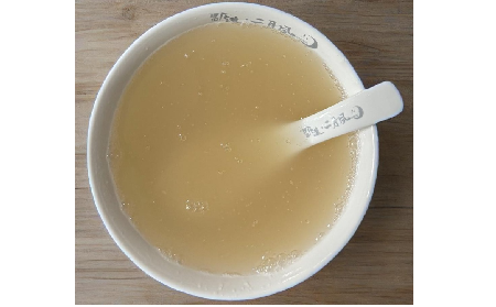 在陰雨連綿的都市，我靠這碗野生葛粉“呼吸”到了森林